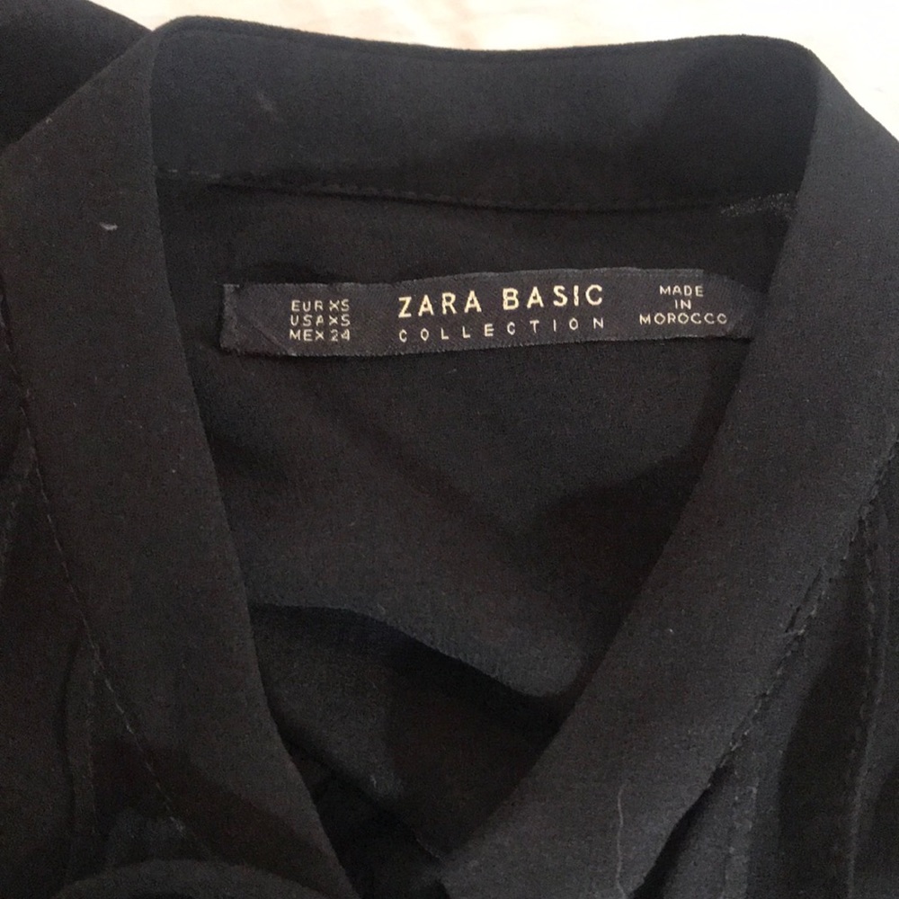 “ZARA BASIC” Ruffled Wide Sleeves Black Blouse. - Picture 10 of 12
